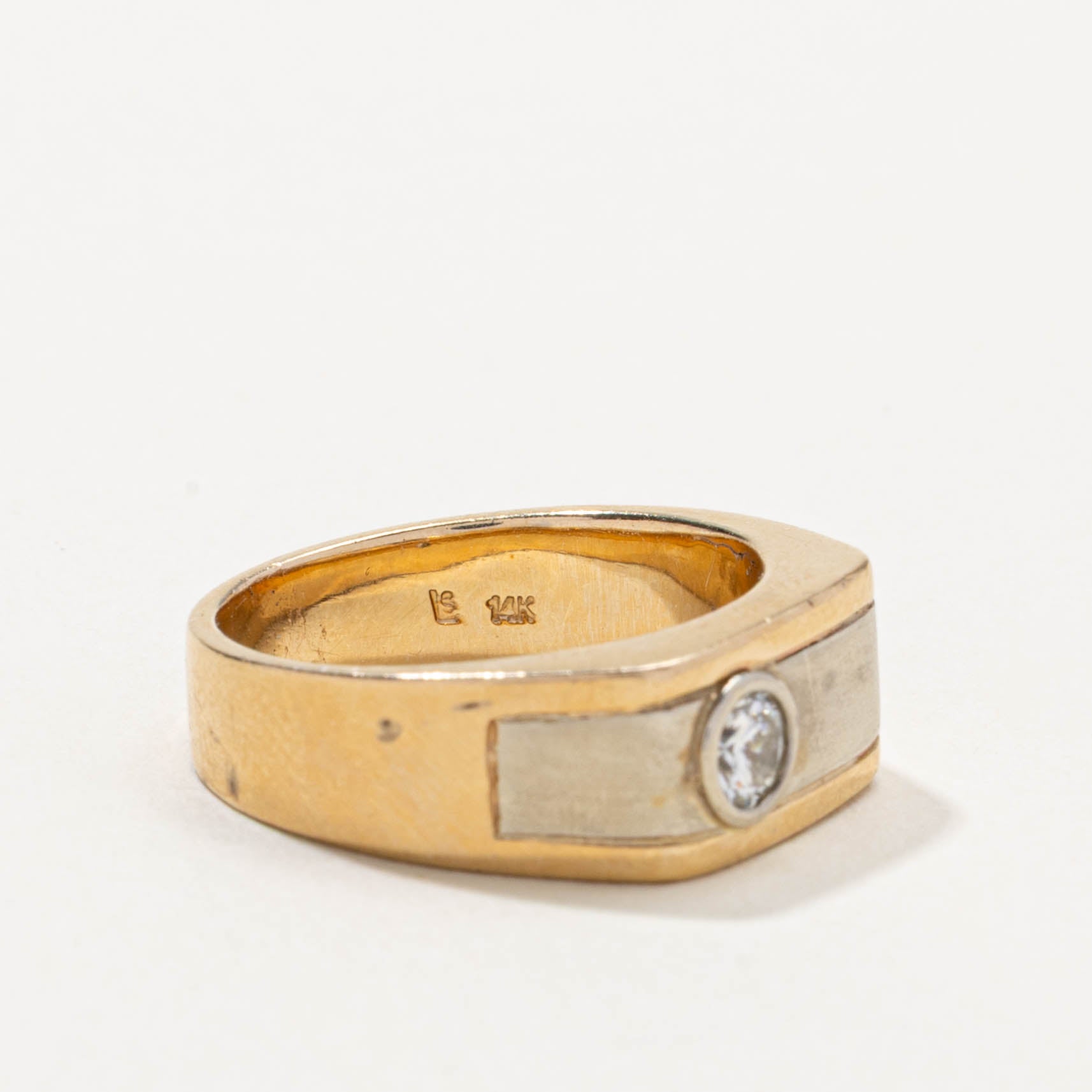 14k Two Tone Bezel Set Diamond Ring | 0.25ct | SZ 7