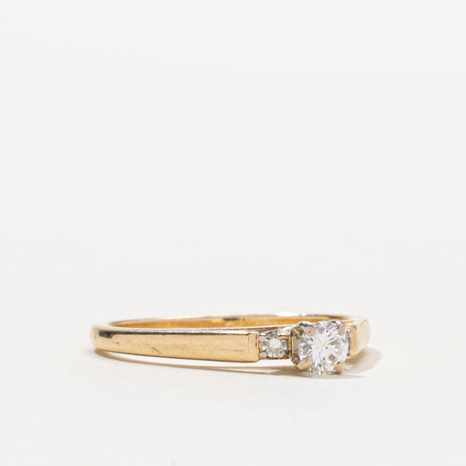 14k Diamond Accented Plain Ring | 0.21ctw | SZ 6.25