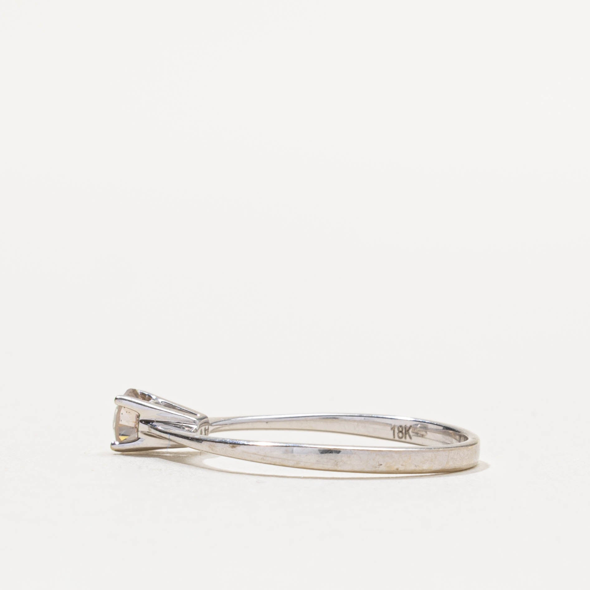 18k Solitaire Diamond Thin Ring | 0.27ct SI1 H/I | SZ 7.5