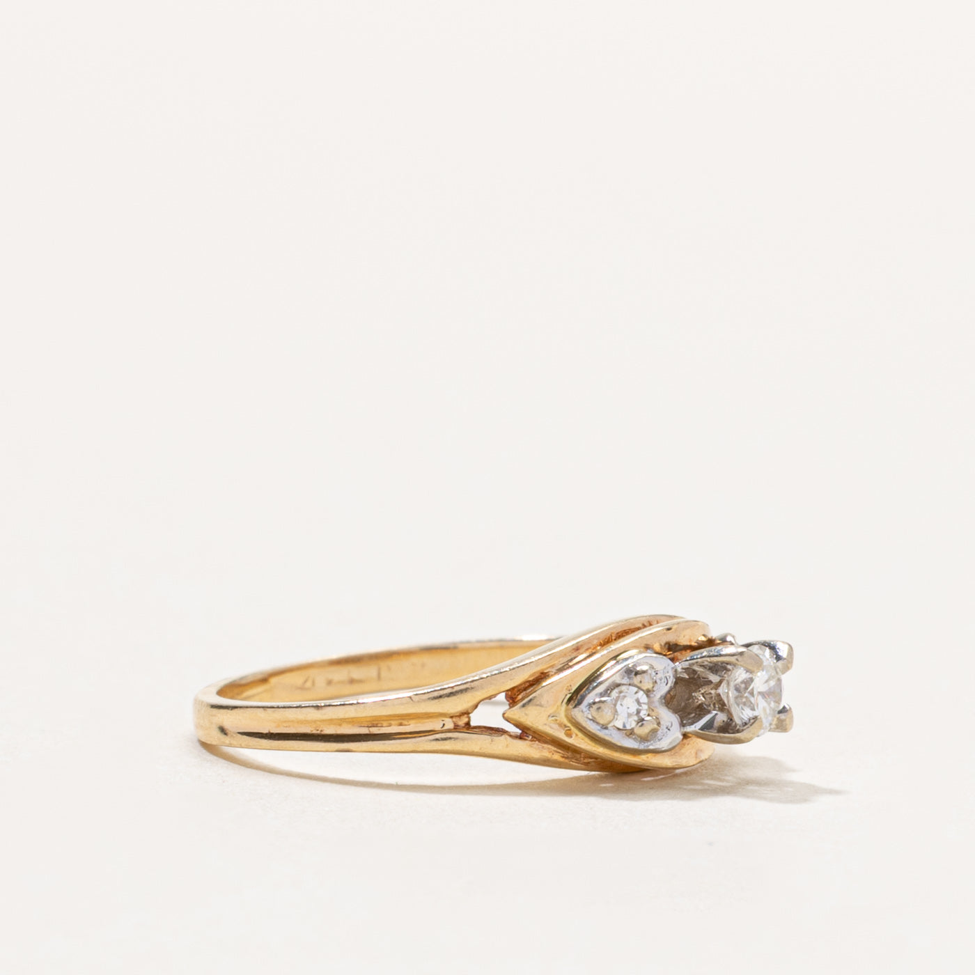 14k Illusion Set Diamond Heart Ring | 0.12ctw | SZ 4