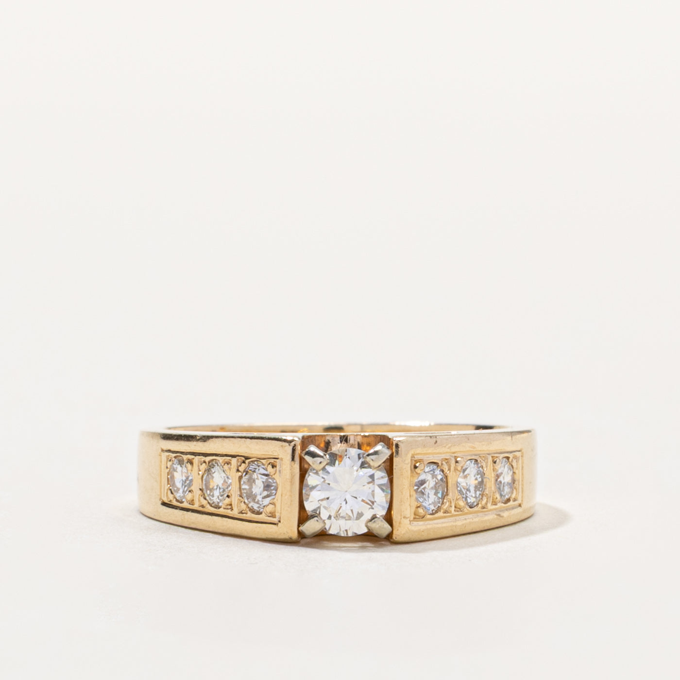 14k Flush Set Diamond Ring | 0.25ct VS1 H/I, 0.25ctw | SZ 5.25