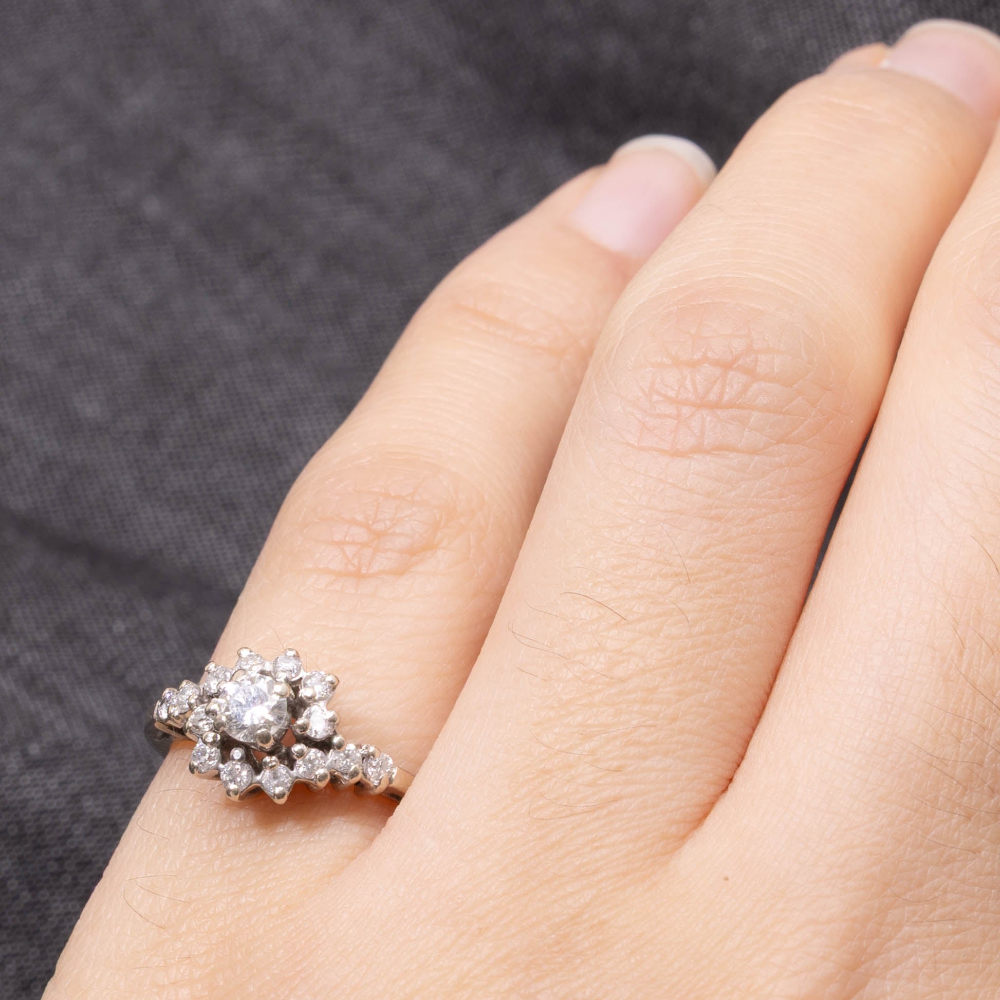 14k Diamond Spiral Cluster Ring | 0.50ctw | SZ 4.25