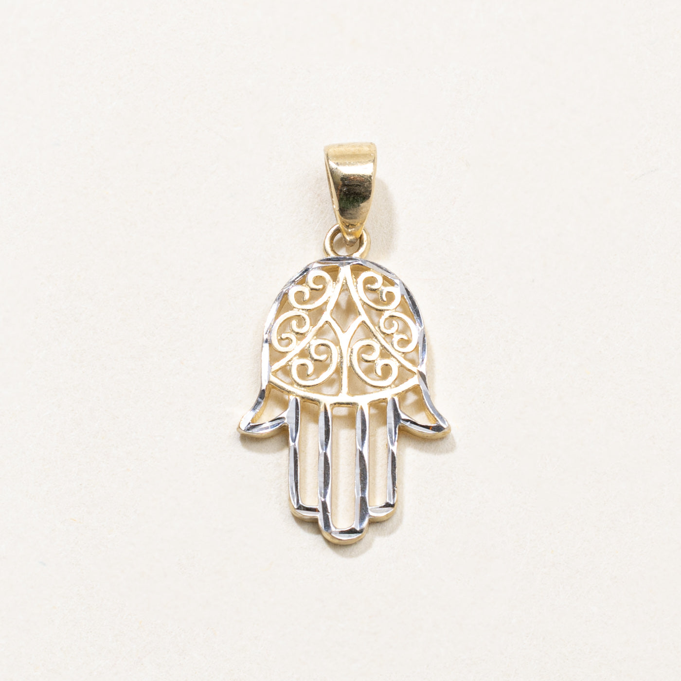 10k Scrollwork Hamsa Pendant
