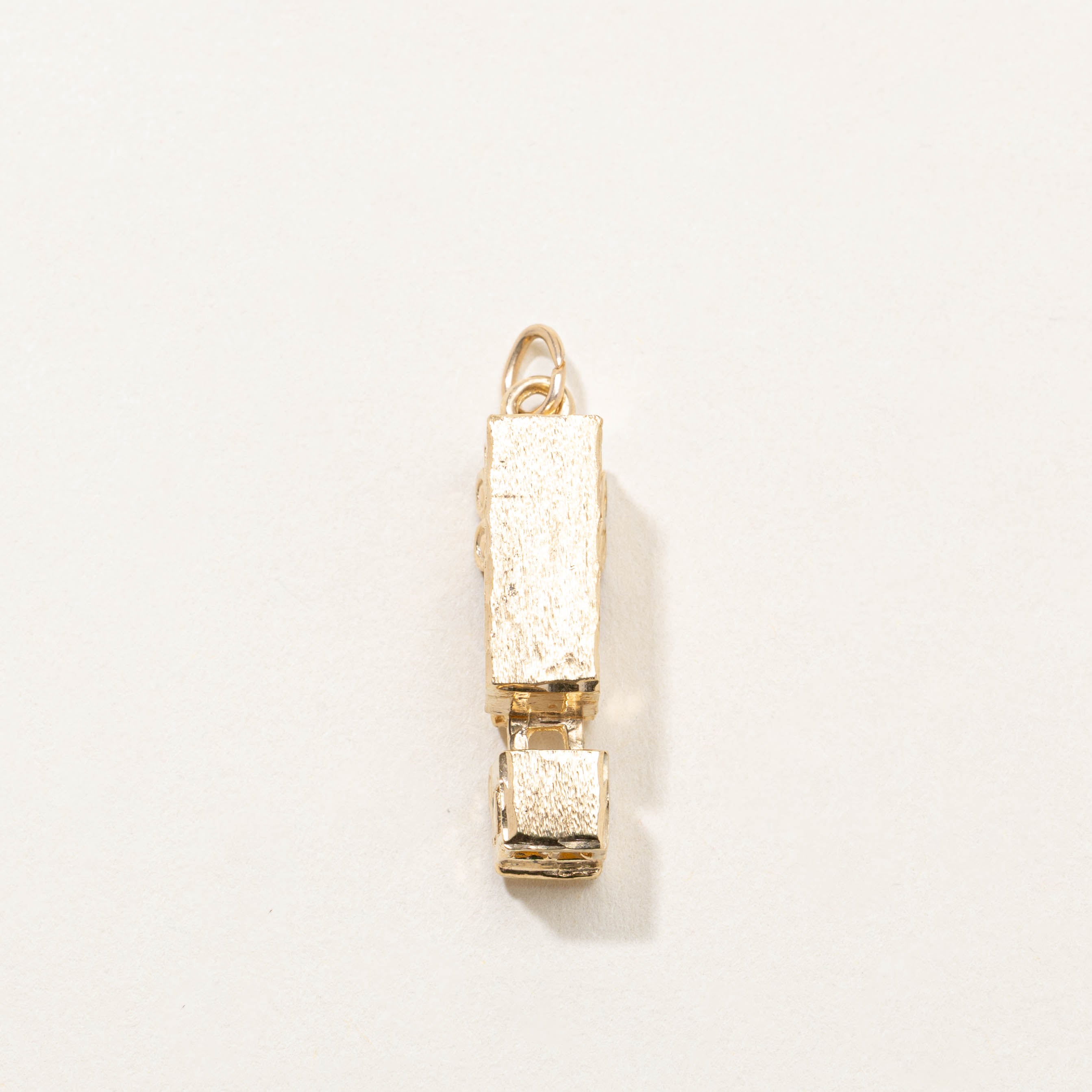 10k Semi Trailer Truck Charm