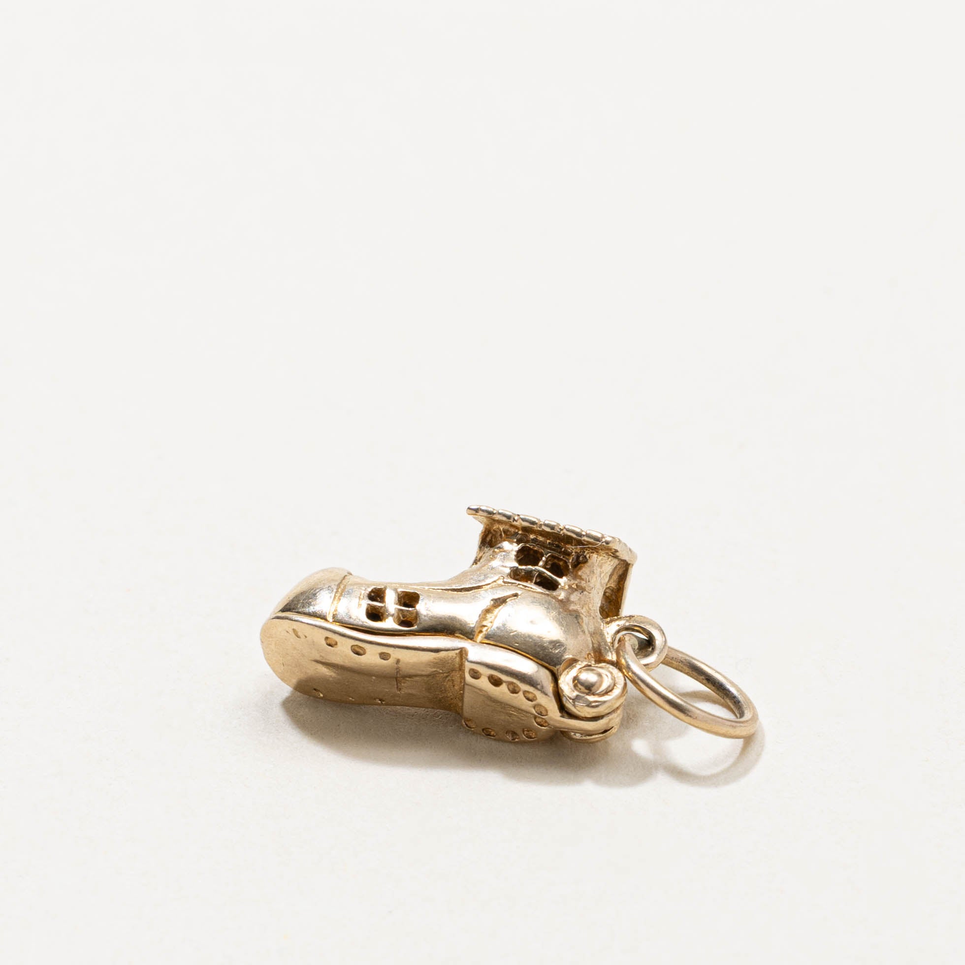 9k Shoe House Charm