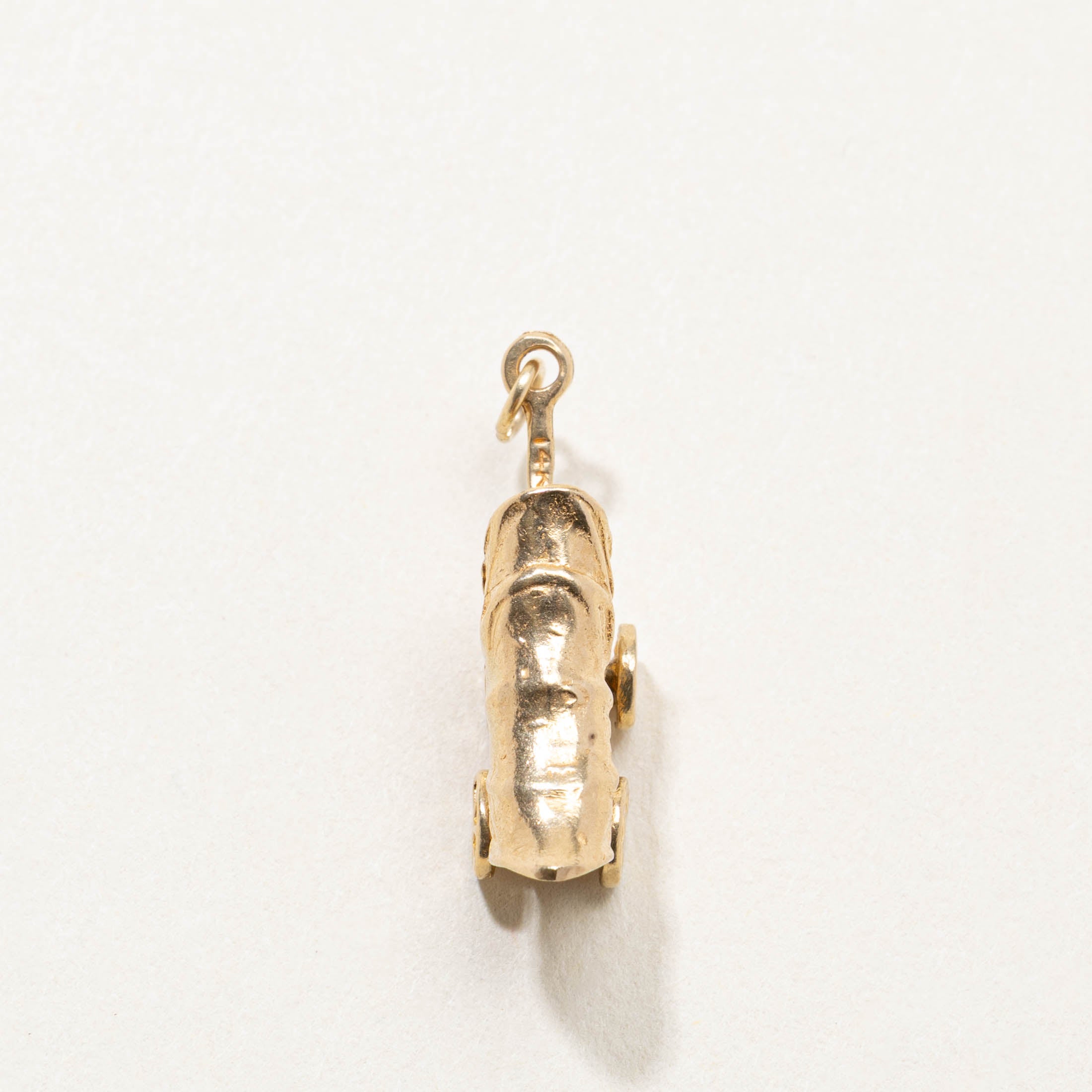 12k Gold Wagon Charm