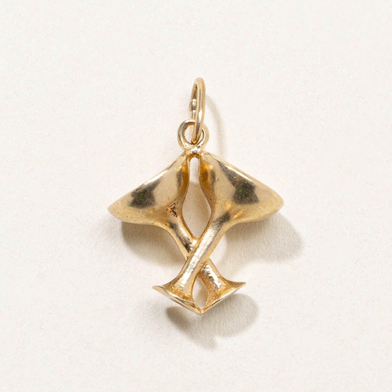 14k Champagne Glasses Charm
