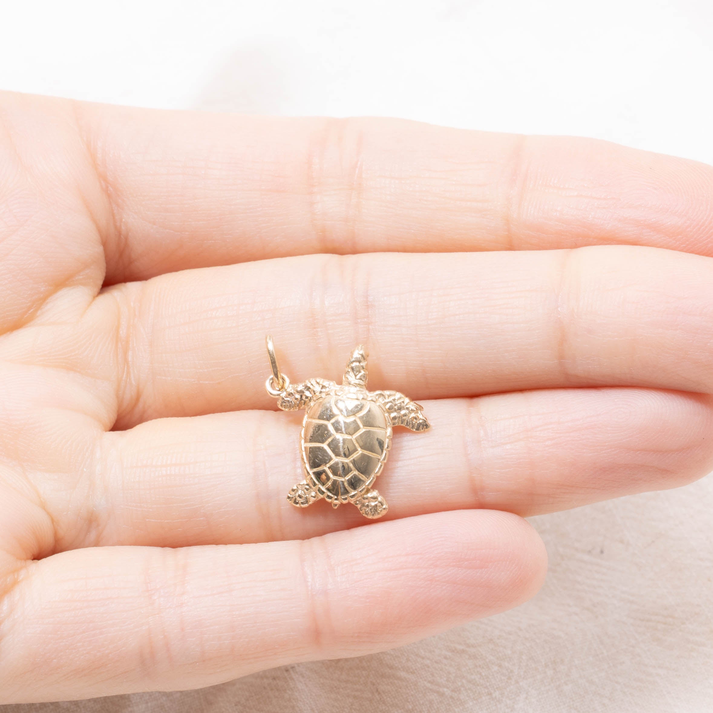 14k Turtle Charm