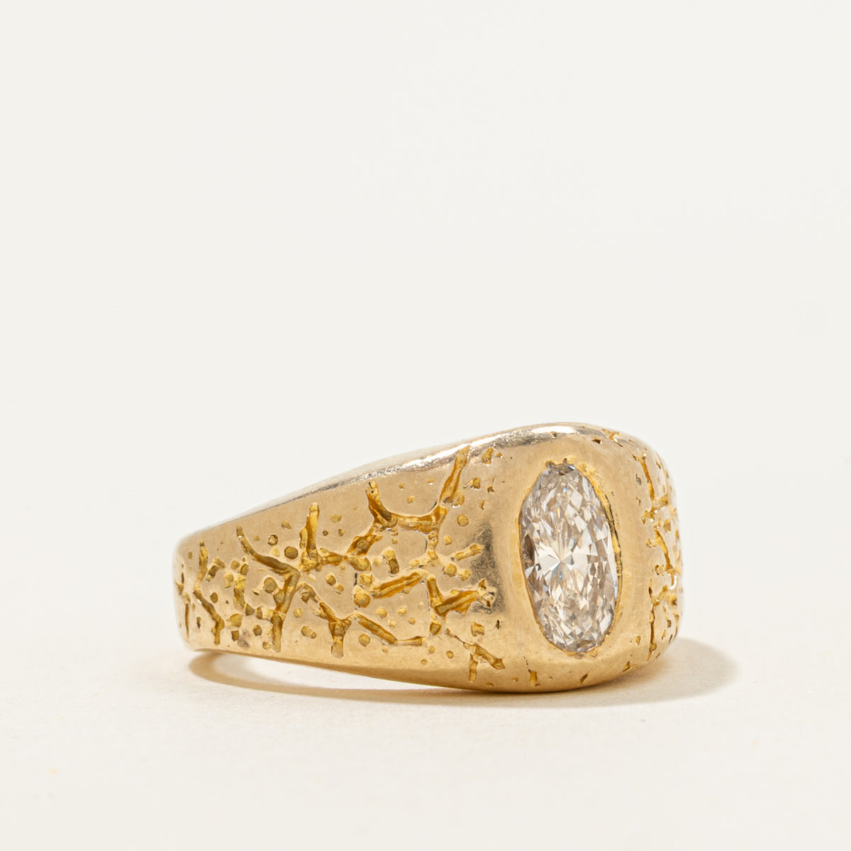 14k Oval Cut Diamond Nuggety Signet Ring | 0.78ct VS2 J/K | SZ 6.25