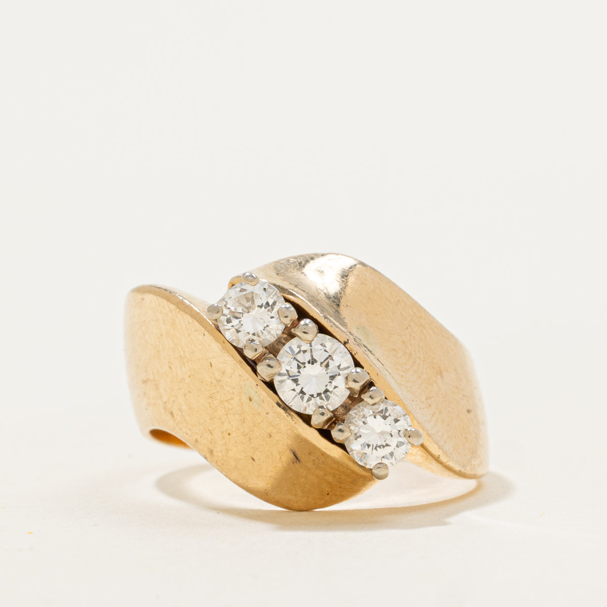 14k Three Stone Diamond Abstract Bypass Ring | 0.21ct | SZ 7