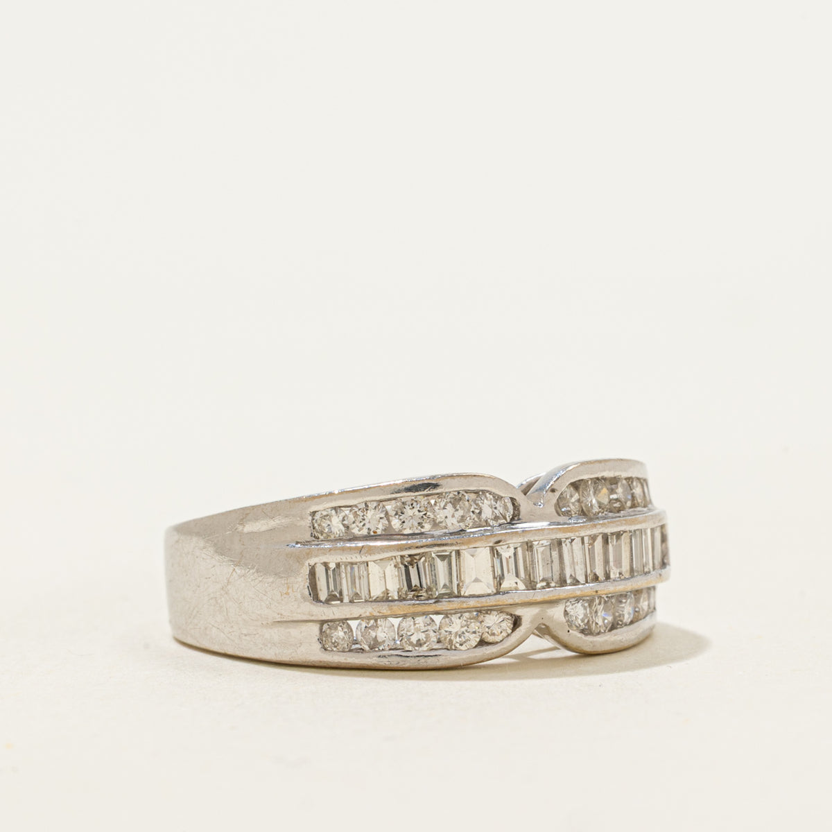 18k Multi Row Diamond Pinched Ring | 0.56ctw | SZ 6.75