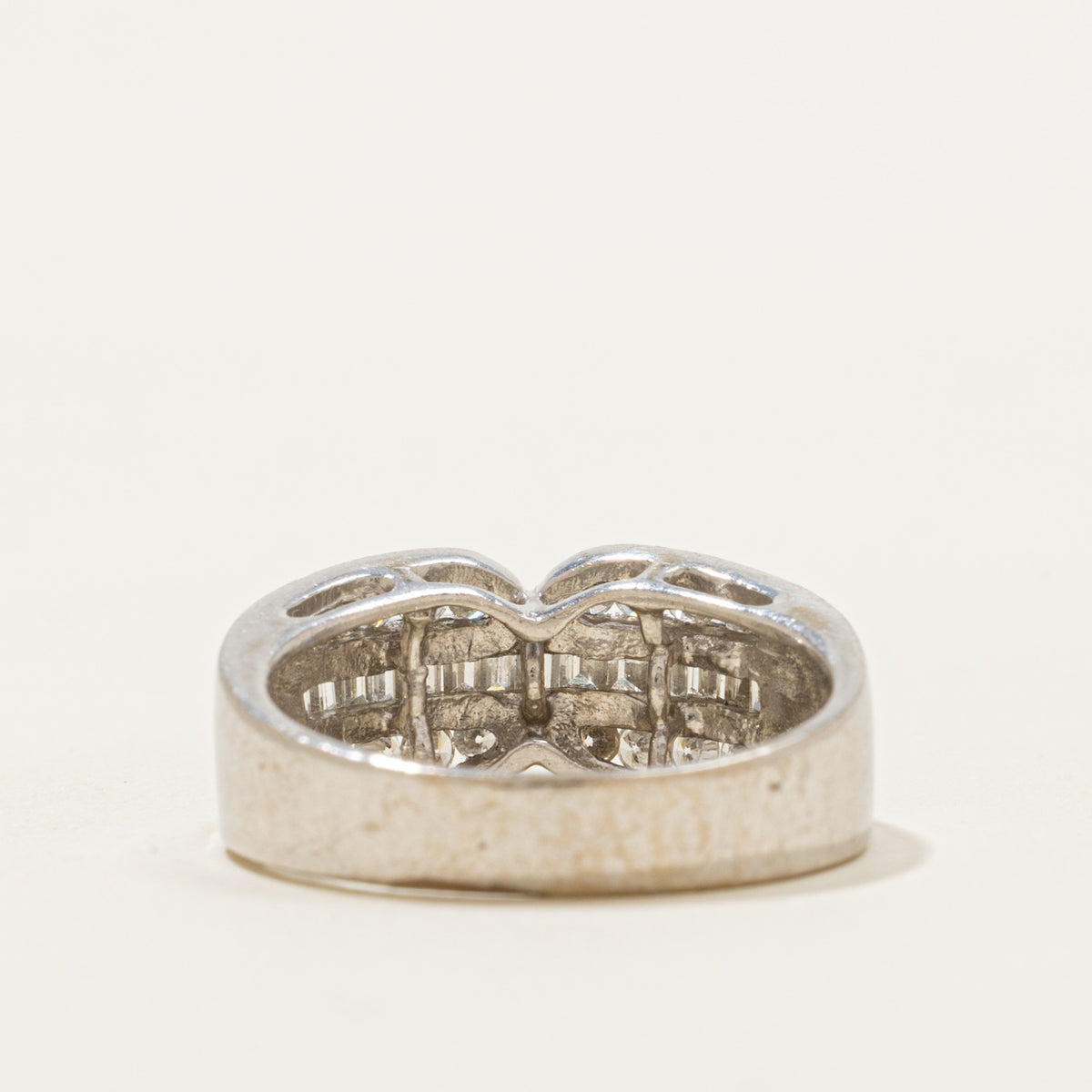 18k Multi Row Diamond Pinched Ring | 0.56ctw | SZ 6.75