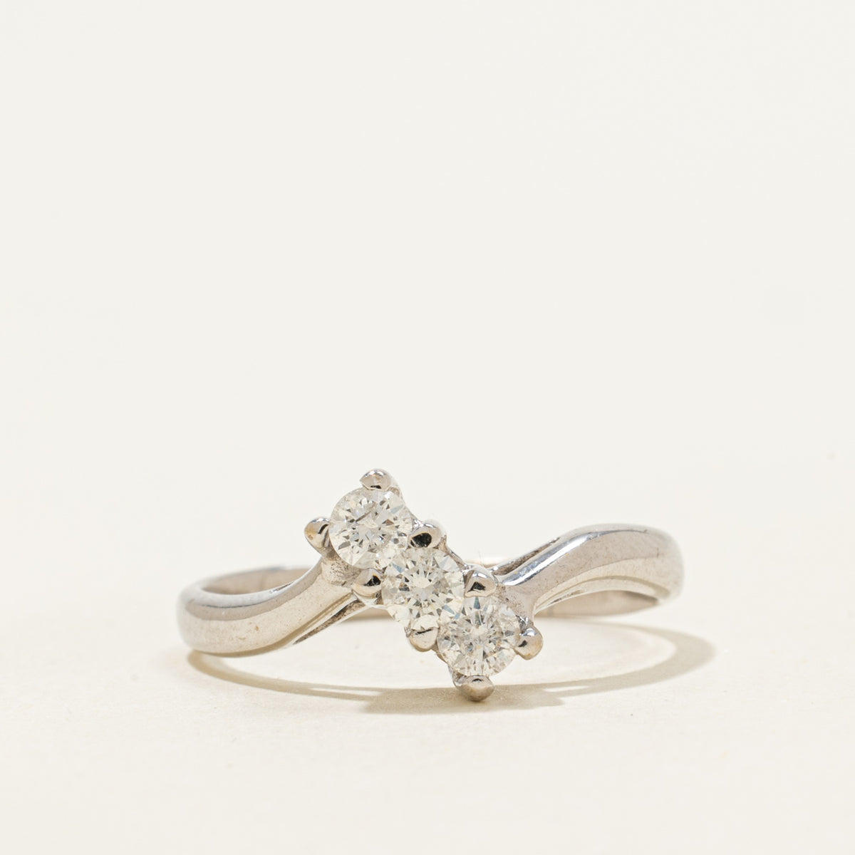 18k Three Stone Diamond Bypass Ring | 0.12ct | SZ 8