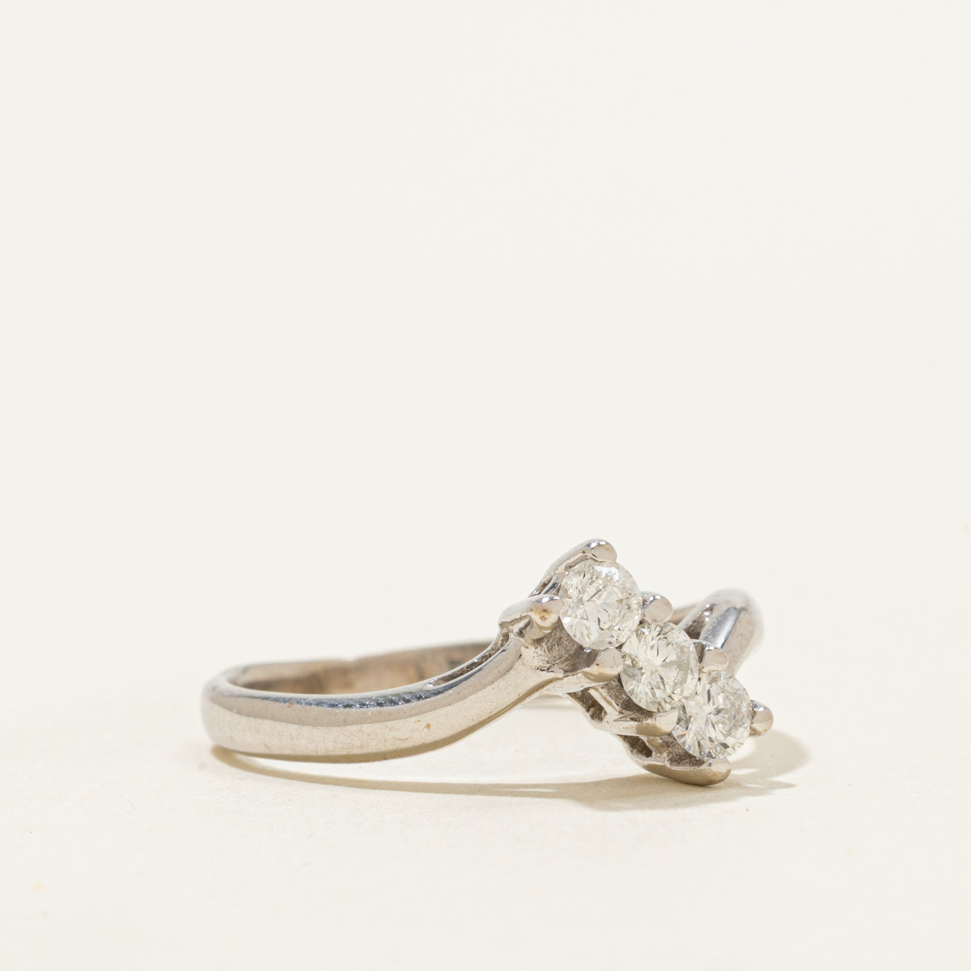 18k Three Stone Diamond Bypass Ring | 0.12ct | SZ 8