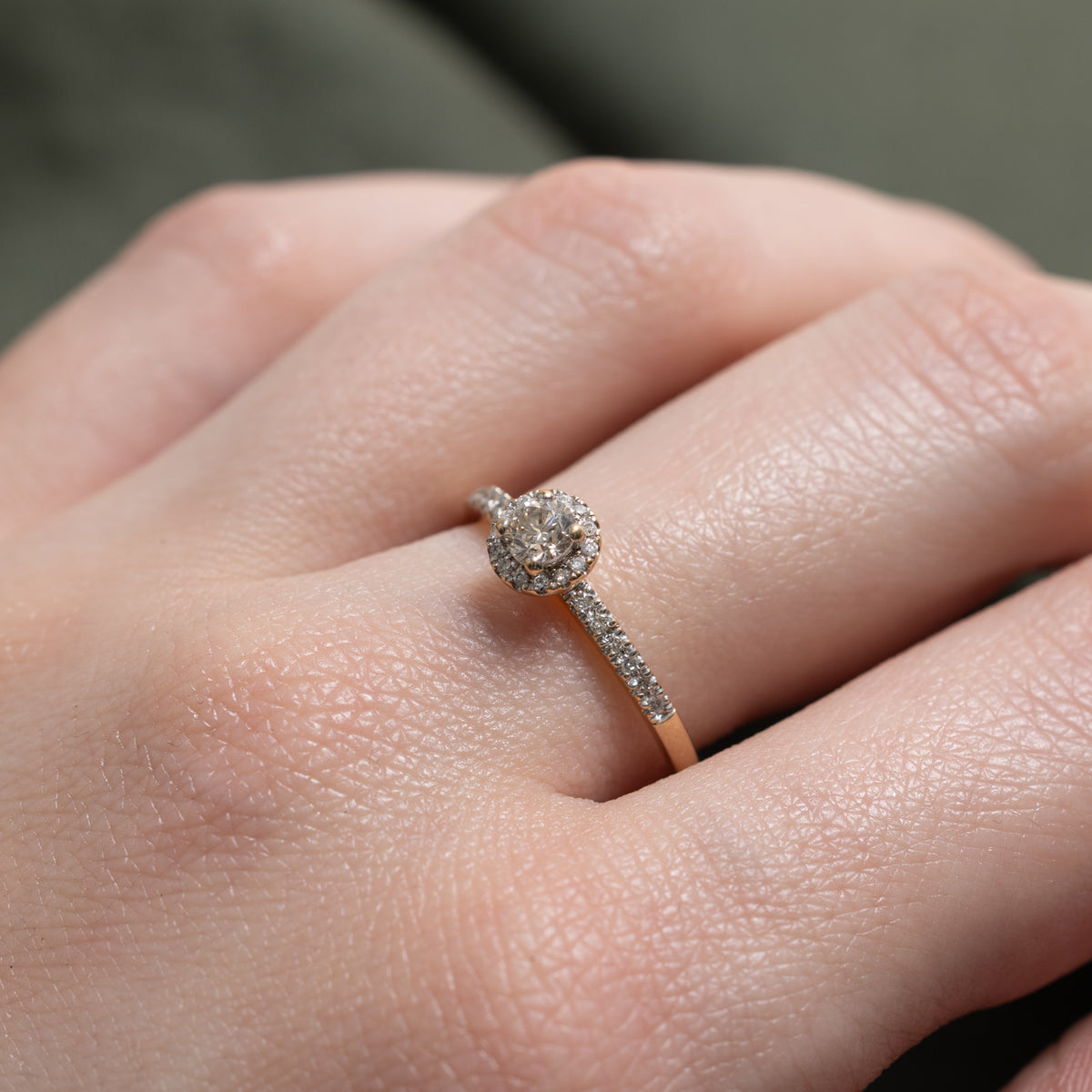 10k Diamond Halo Ring | 0.29ctw | SZ 6.75