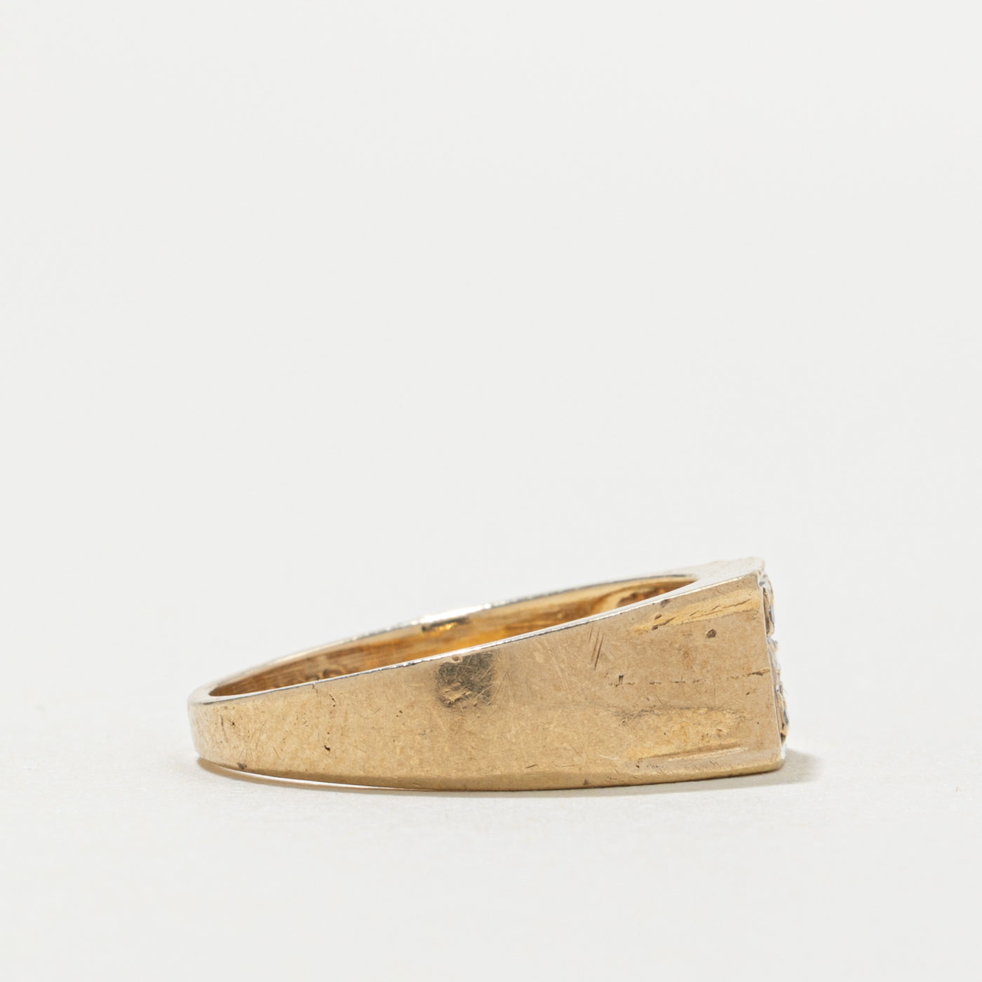10k Diamond "E" Initial Ring | SZ 6