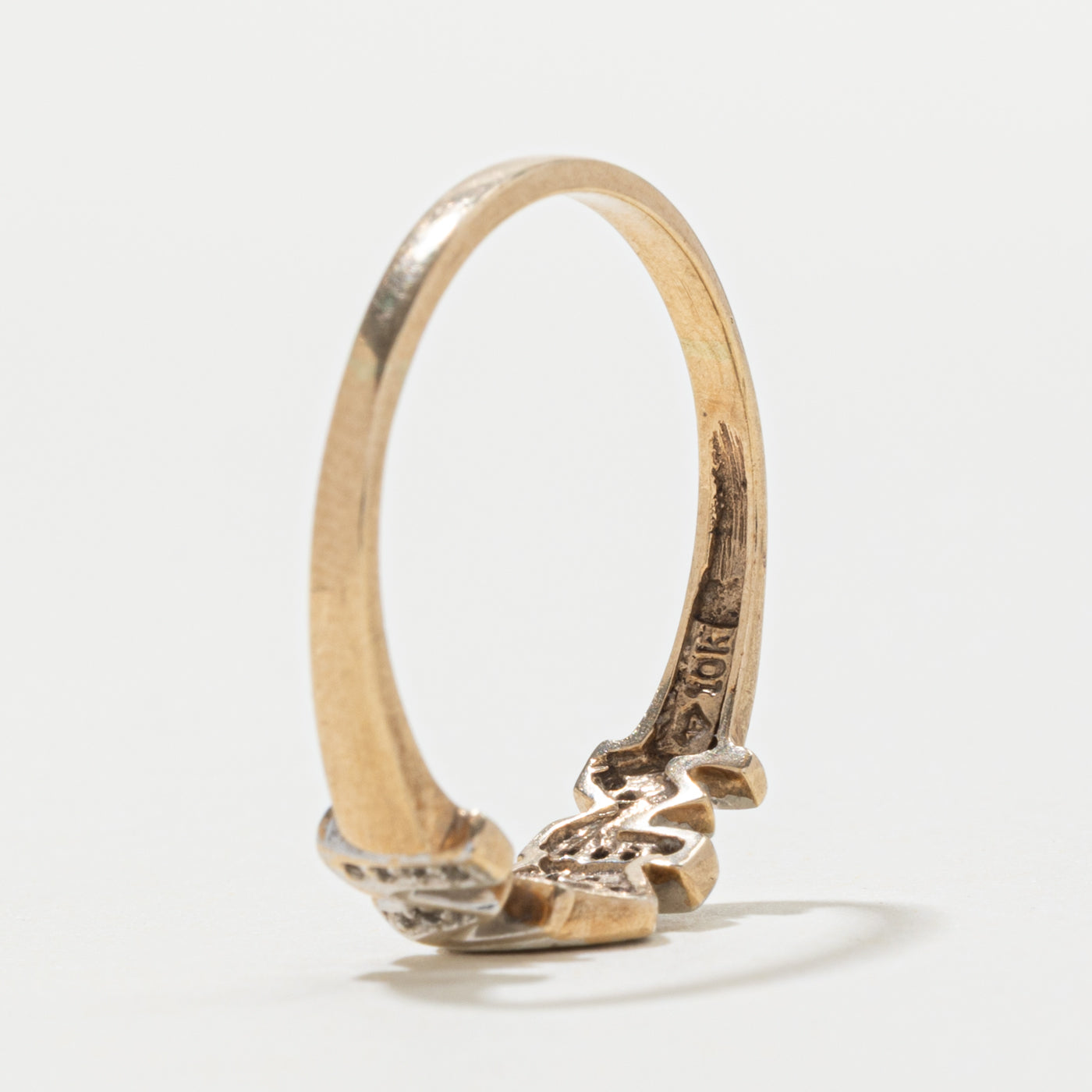 10k Diamond "MOM" Ring | SZ 10.25