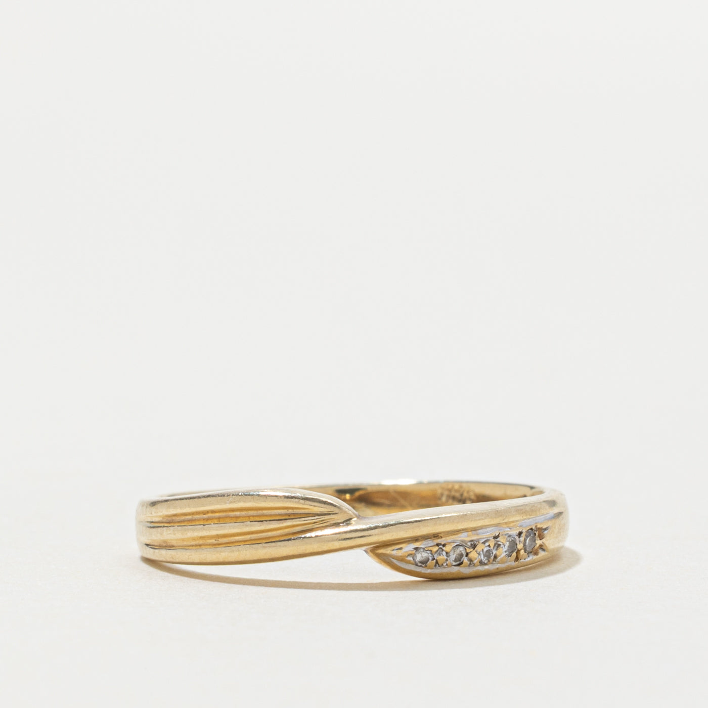 14k Diamond Accent Crossover Ring | SZ 6.5