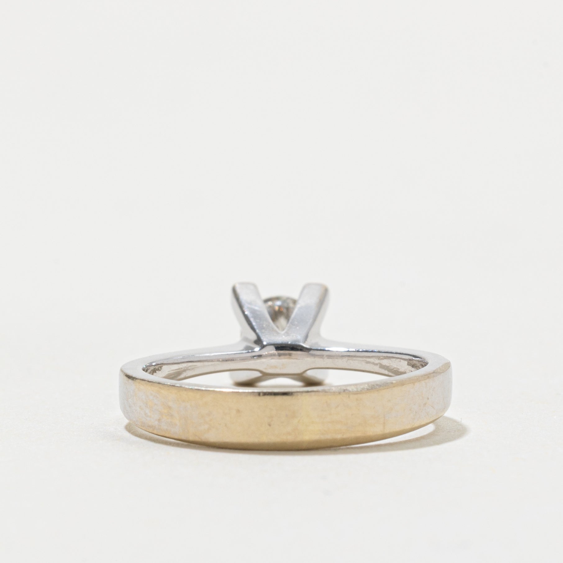 18k Round Brilliant Cut High Set Diamond Ring | 0.31ct SI2 G/H | SZ 4.25