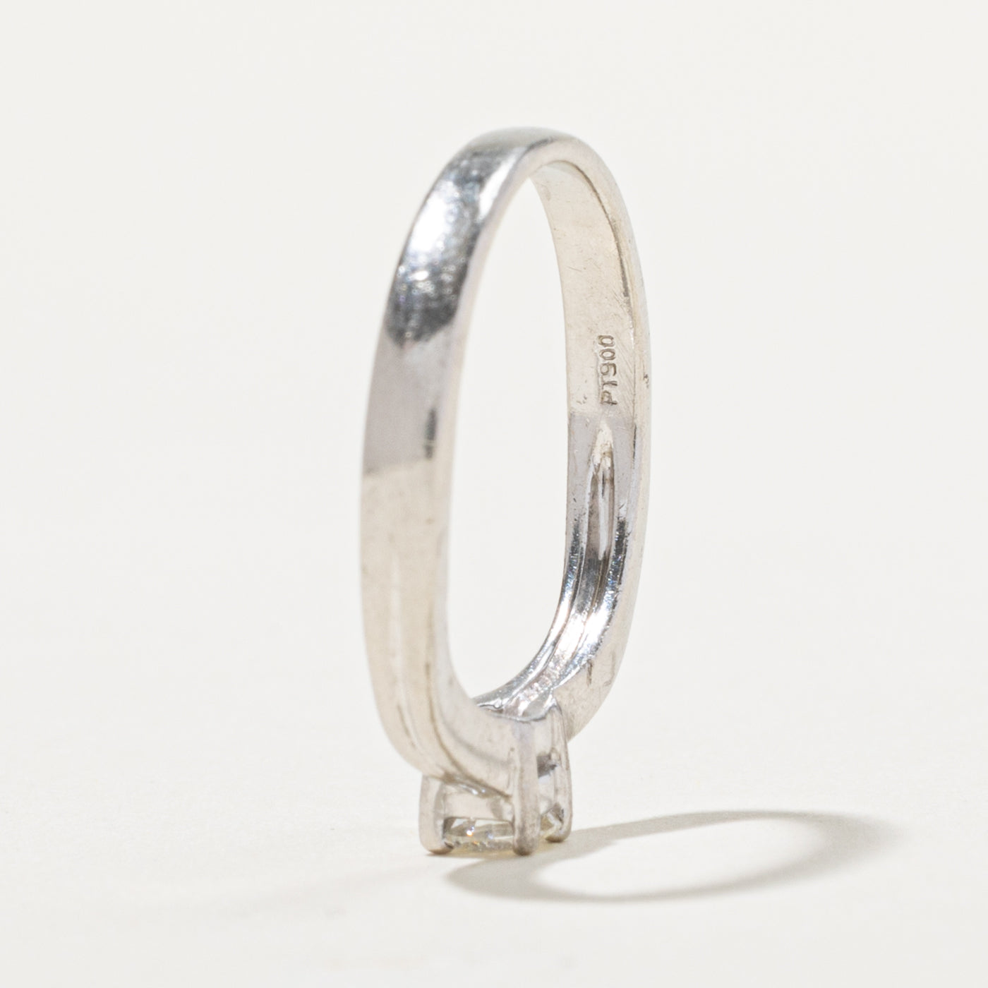 Solitaire Diamond Grooved Wave Ring | 0.27ct VS2 H/I | SZ 6.5
