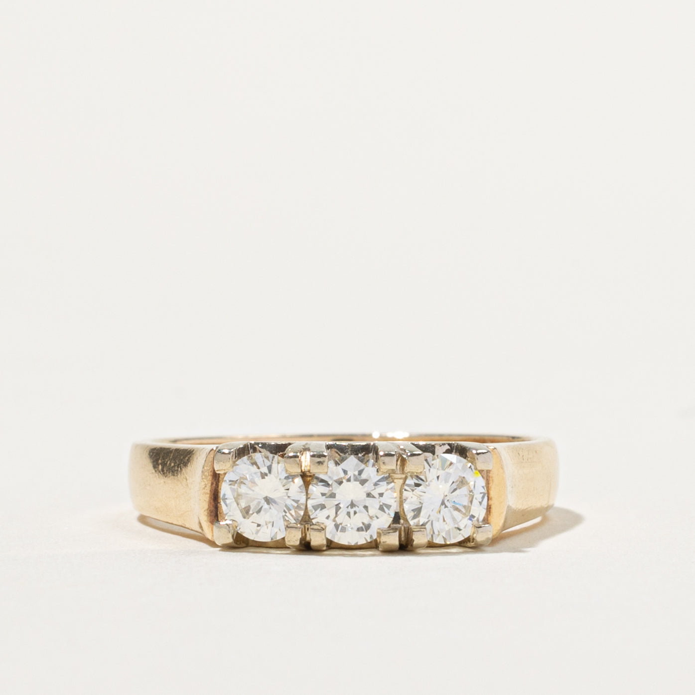 14k Three Stone Diamond Ring | 0.25ct | SZ 8.5