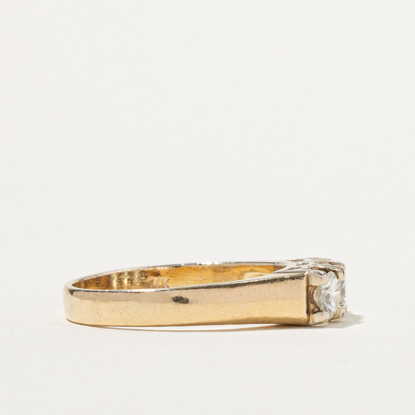 14k Three Stone Diamond Ring | 0.25ct | SZ 8.5