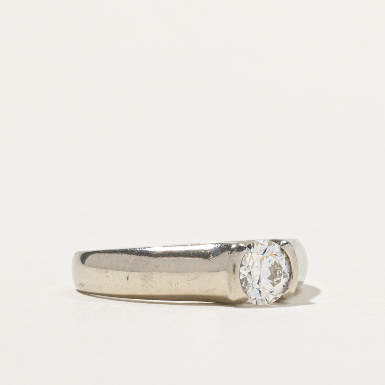18k Round Brilliant Cut Semi Bezel Diamond Ring | 0.56ctw I1 J | SZ 6.25