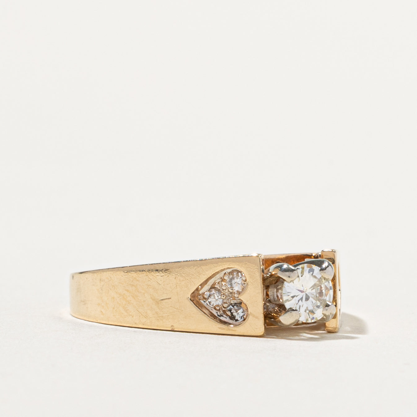 14k Diamond Heart Accented Ring | 0.36ctw | SZ 6.25