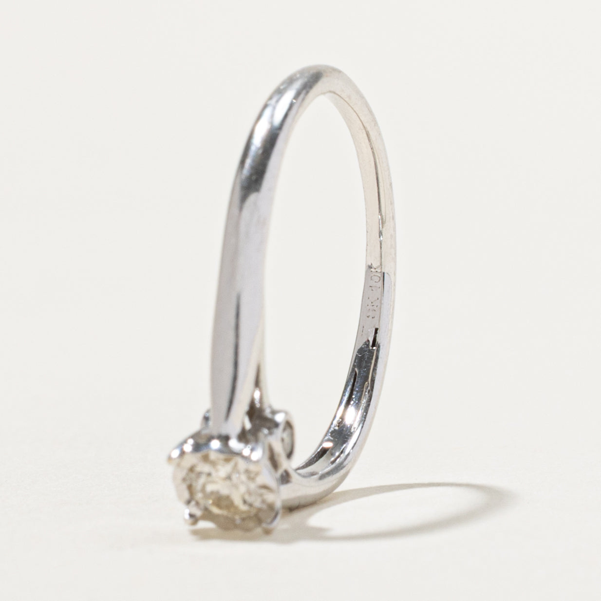 10k Round Brilliant Cut Solitaire Diamond Ring | 0.15ctw | SZ 6.25