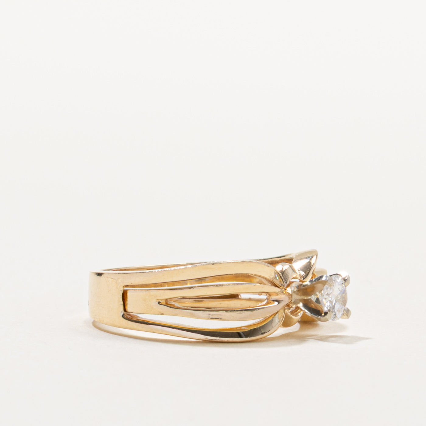14k Diamond Grooved Bow Ring | 0.21ct VS2 G/H | SZ 5.75