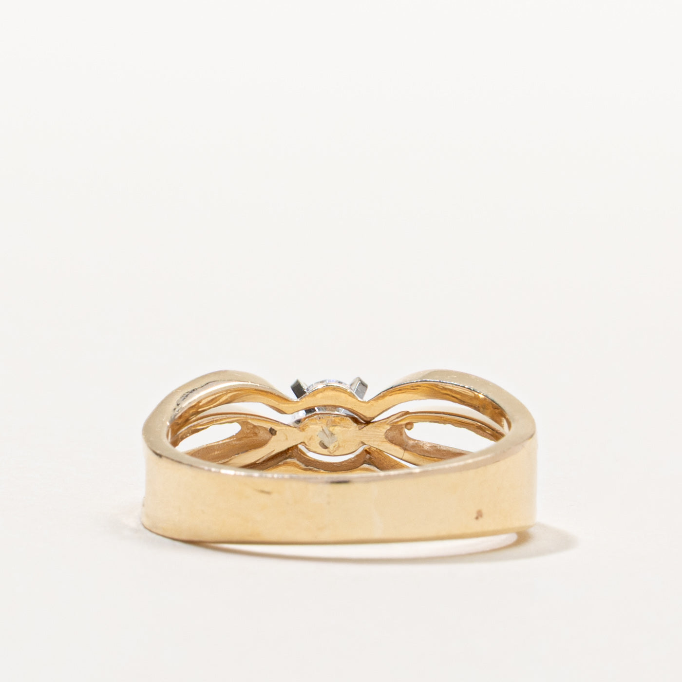 14k Diamond Grooved Bow Ring | 0.21ct VS2 G/H | SZ 5.75