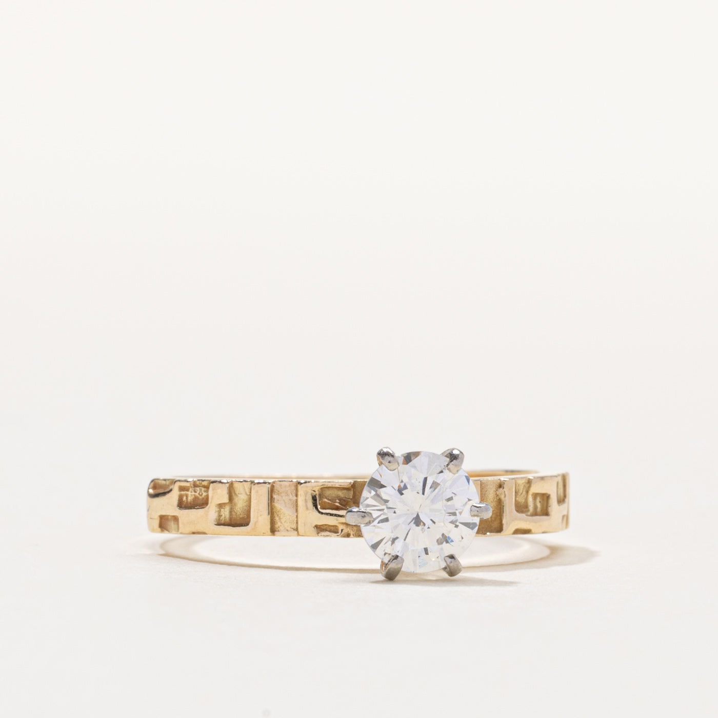 14k Round Brilliant Diamond Textured Ring | 0.64 SI1/SI2 H/I | SZ 7.5