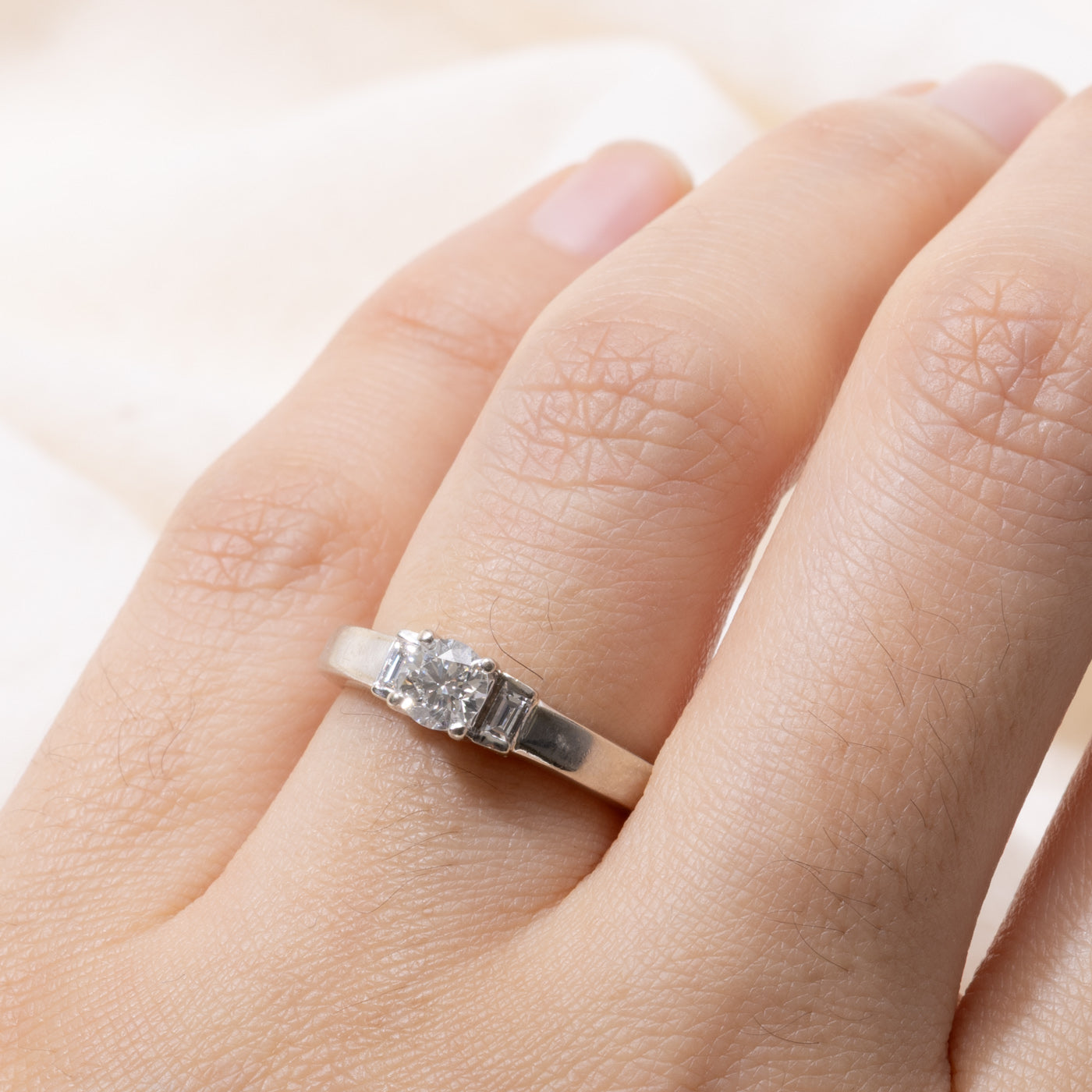 14k Round Brilliant Diamond Baguette Cut Accented Ring | 0.36ct SI2 G/H, 0.16ctw | SZ 5.75