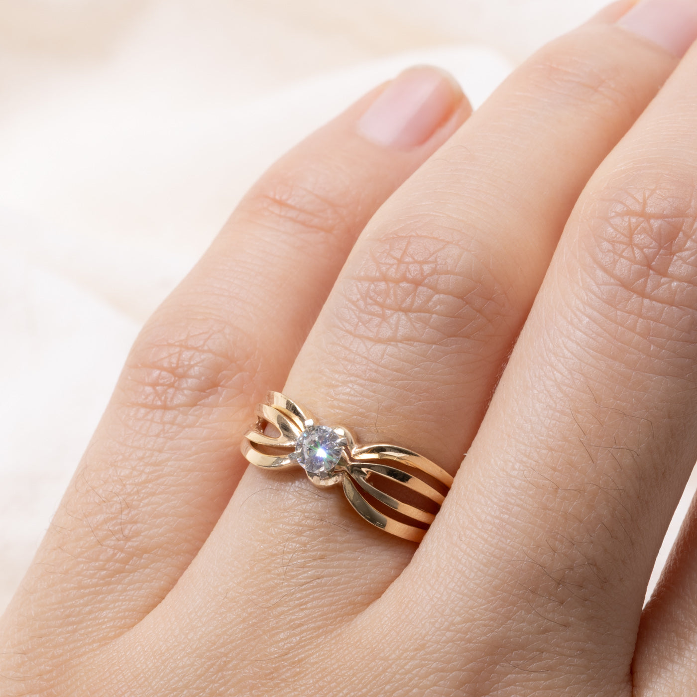 14k Diamond Grooved Bow Ring | 0.21ct VS2 G/H | SZ 5.75