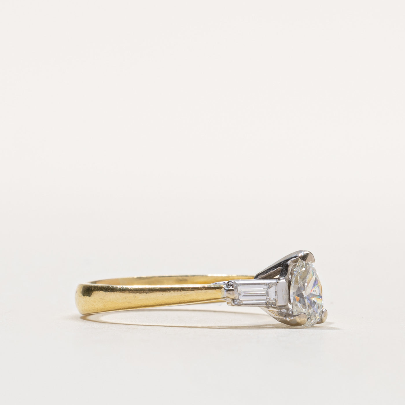 14k Pear Cut Diamond Accented Ring | 0.40ct VS2/SI1 I/J, 0.14ctw | SZ 6.5