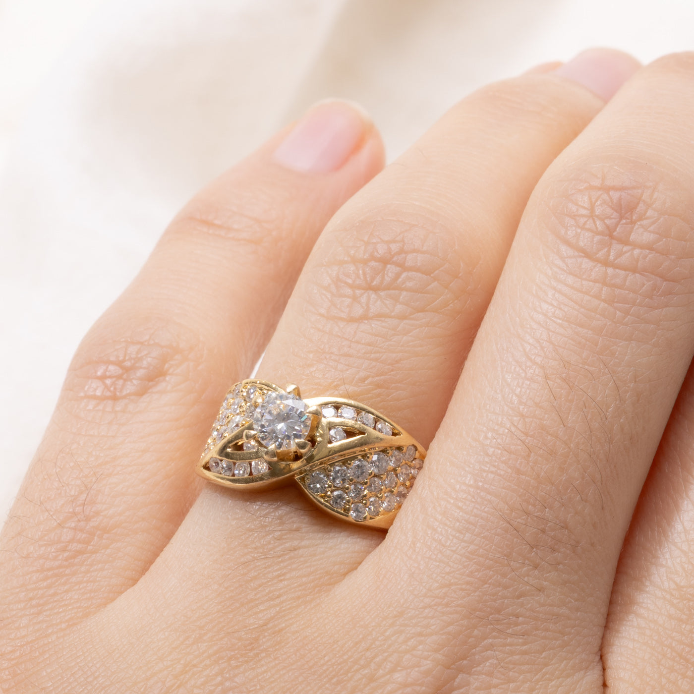 18k High Set Diamond Pave Accented Ring | 0.38ct VS1 F/G, 0.48ctw | SZ 6.25