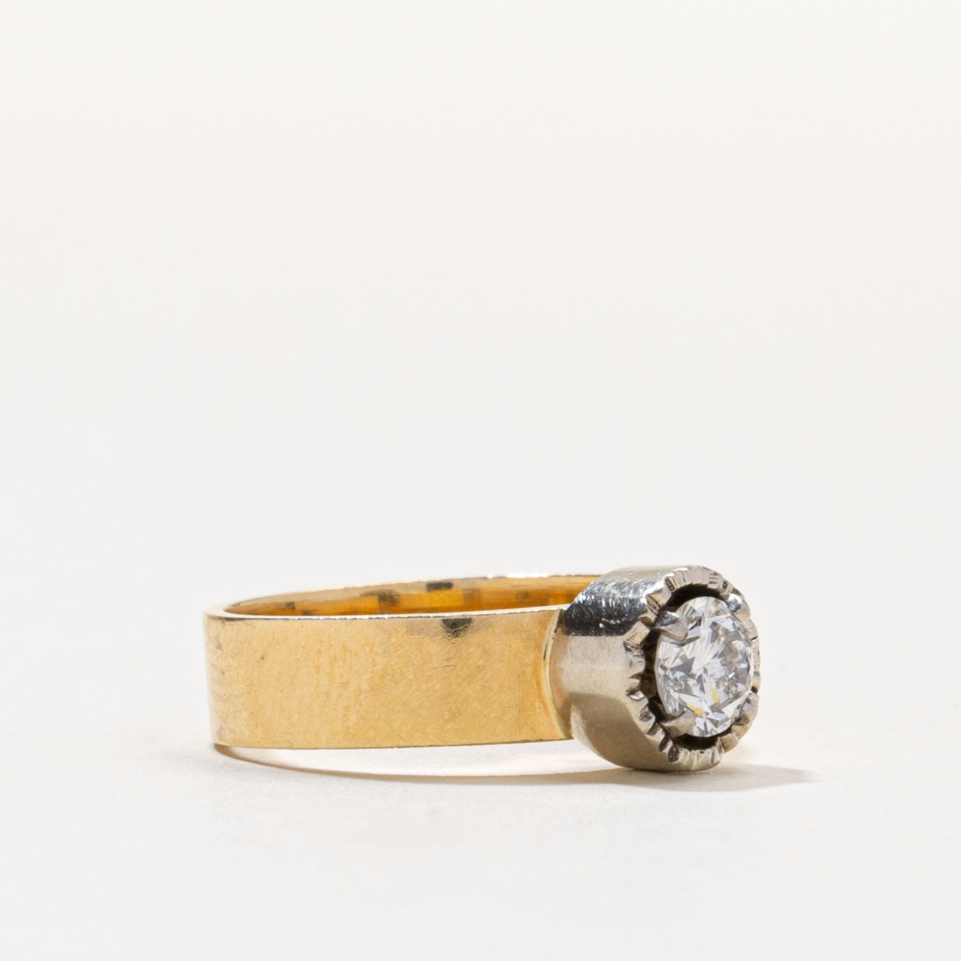 18k Illusion Set Round Brilliant Cut Diamond Ring | 0.47ct SI1 H/I | SZ 5.5