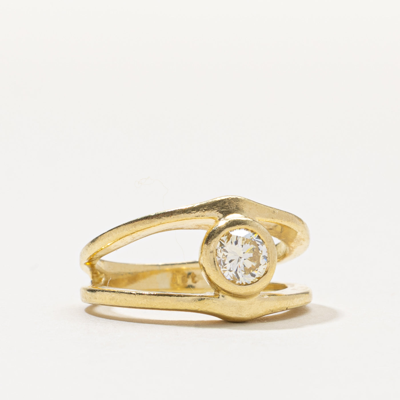 18k Bezel Set Diamond Open Shank Ring | 0.45ct VS1/VS2 J/K | SZ 5