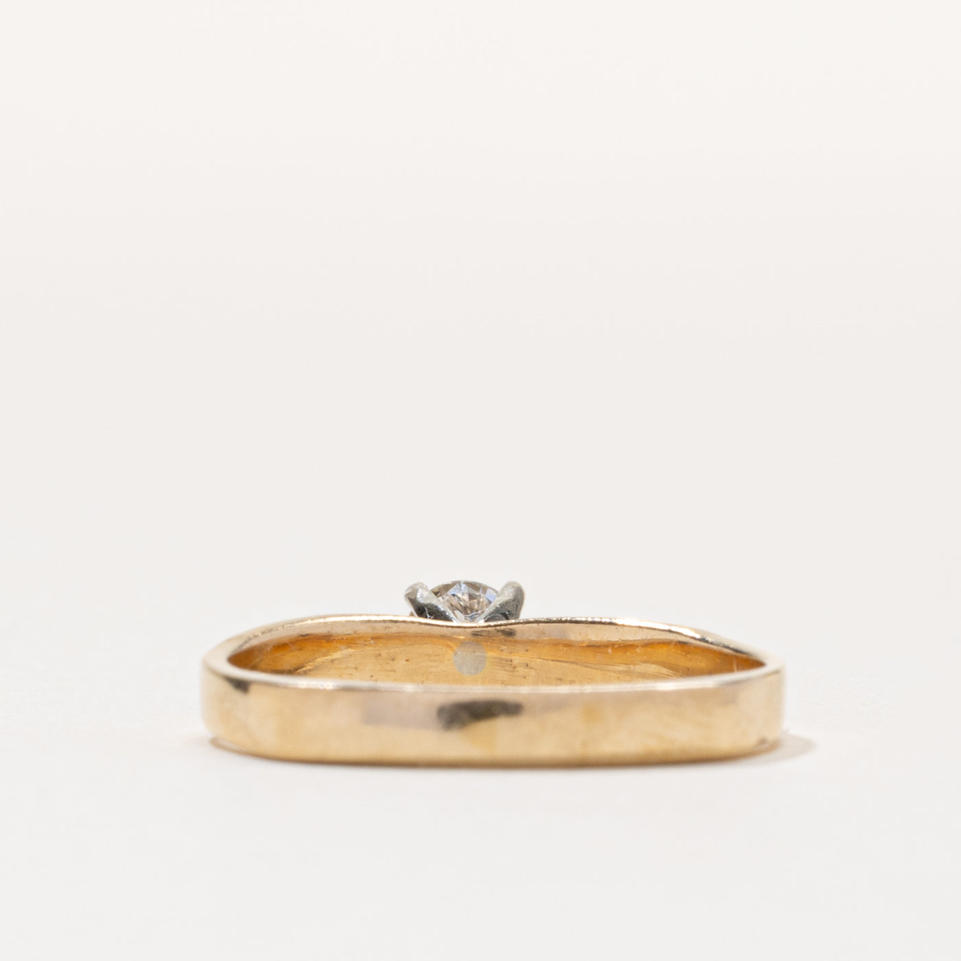 14k Solitaire Diamond Reverse Tapered Ring | 0.26ct SI2 F/G | SZ 7