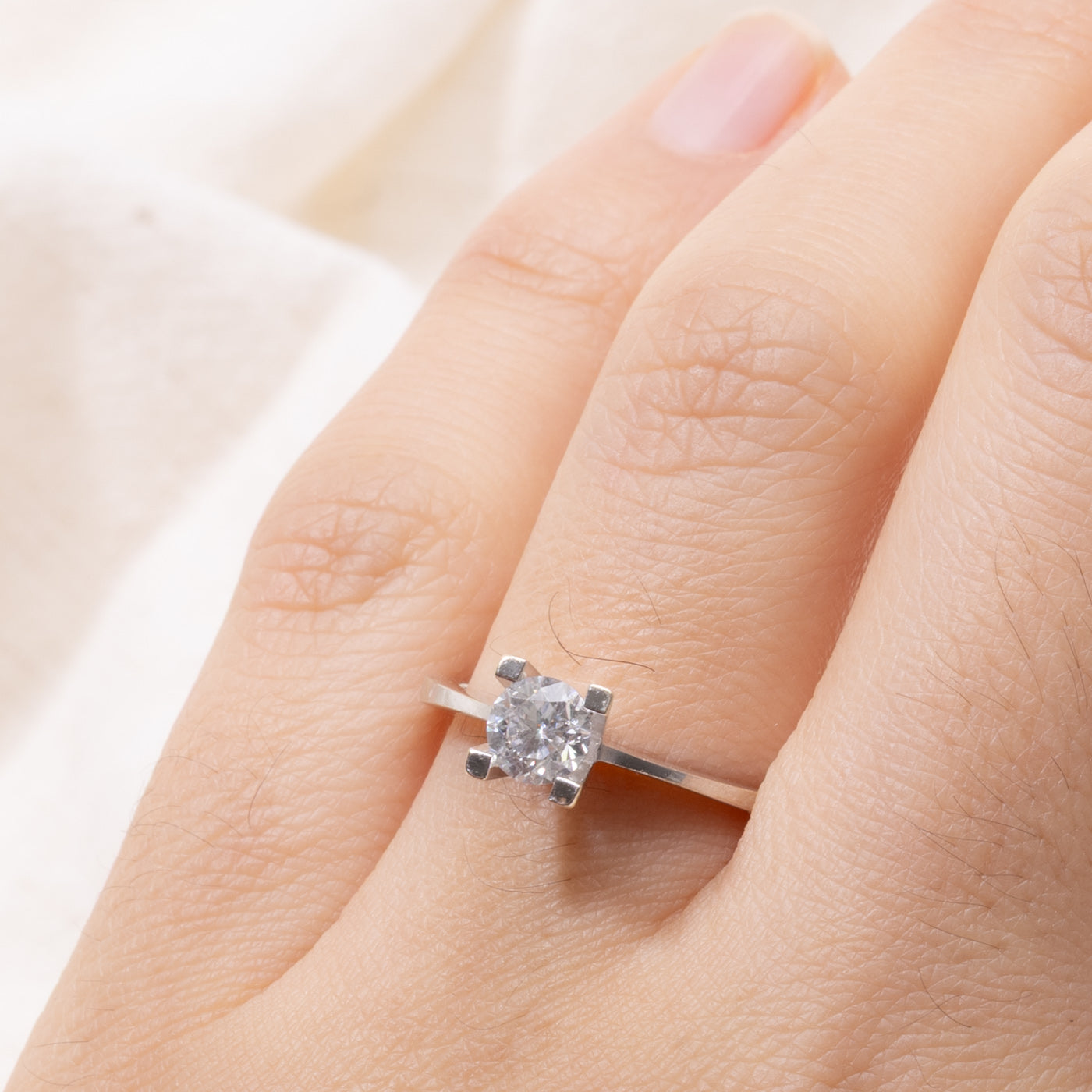 18k Round Brilliant Cut Solitaire Diamond Ring | 0.44ct I1/I2 F/G | SZ 6.5