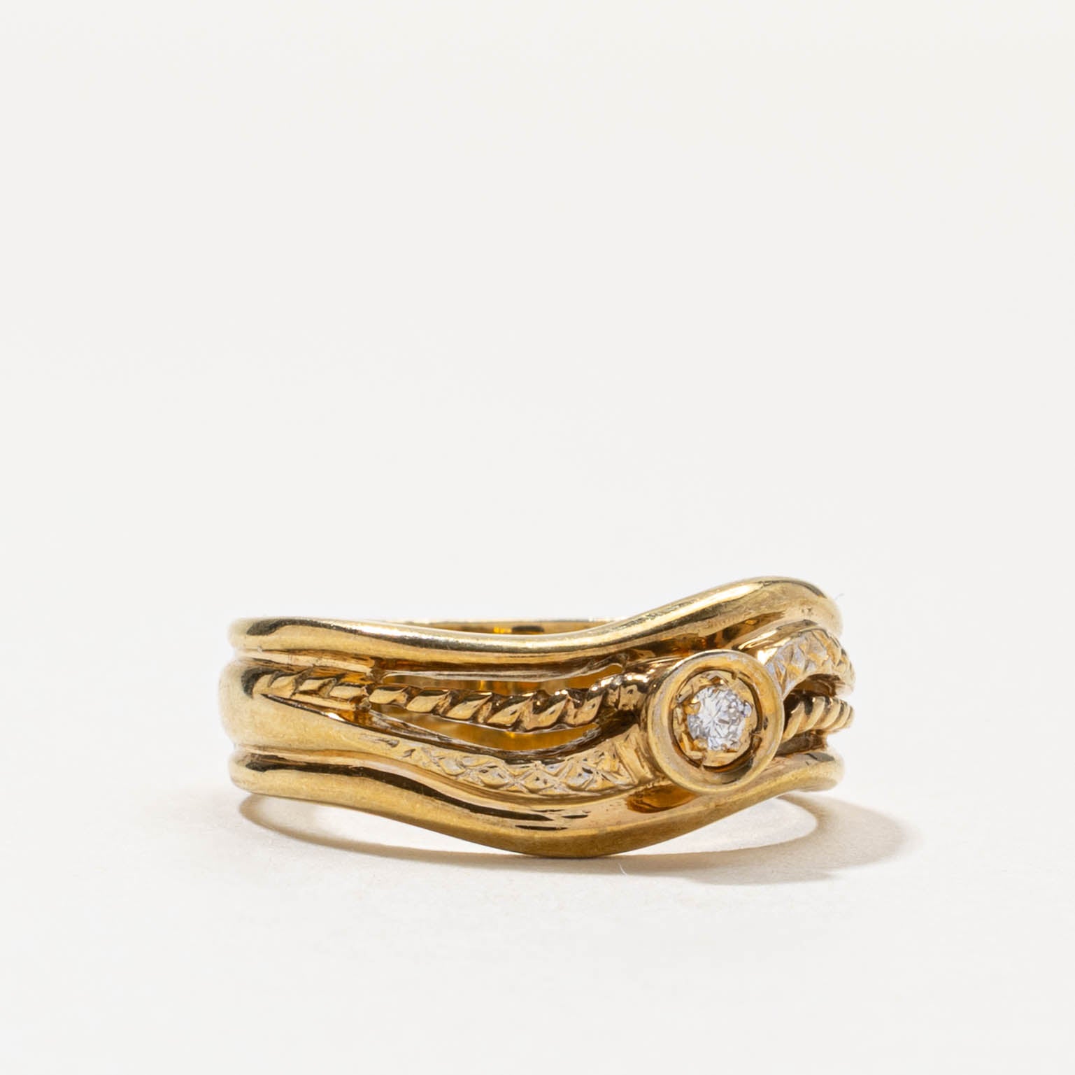 9k Diamond Textured Stacked Wave Ring | SZ 7
