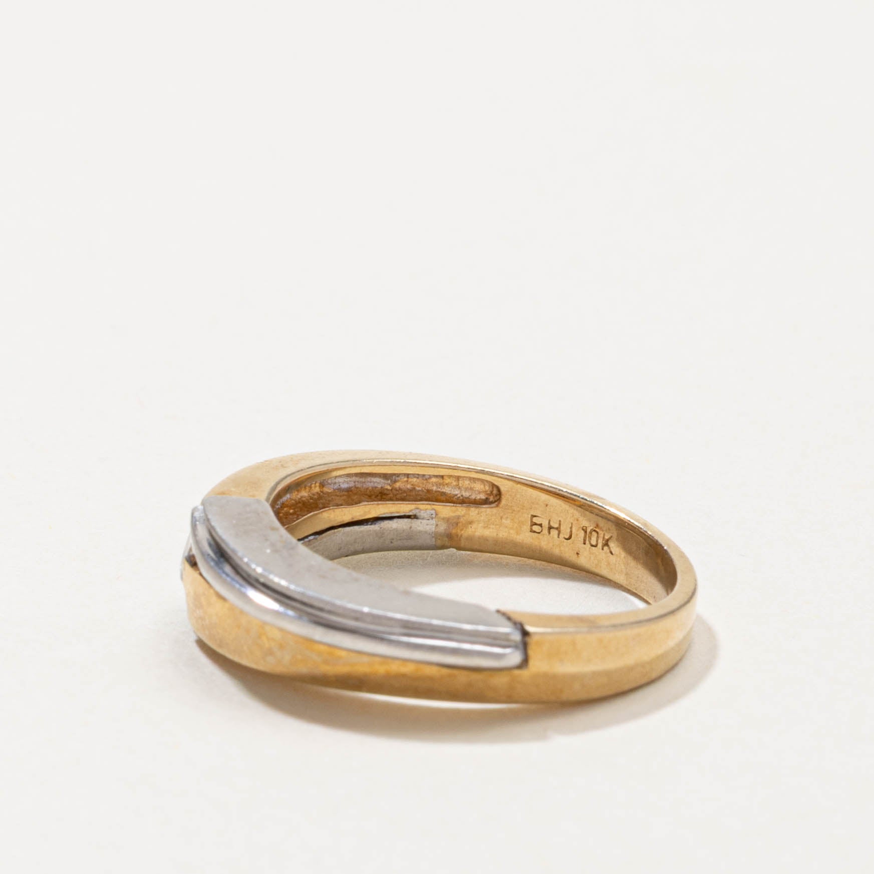 10k Two Tone Tension Set Diamond Band | SZ 6