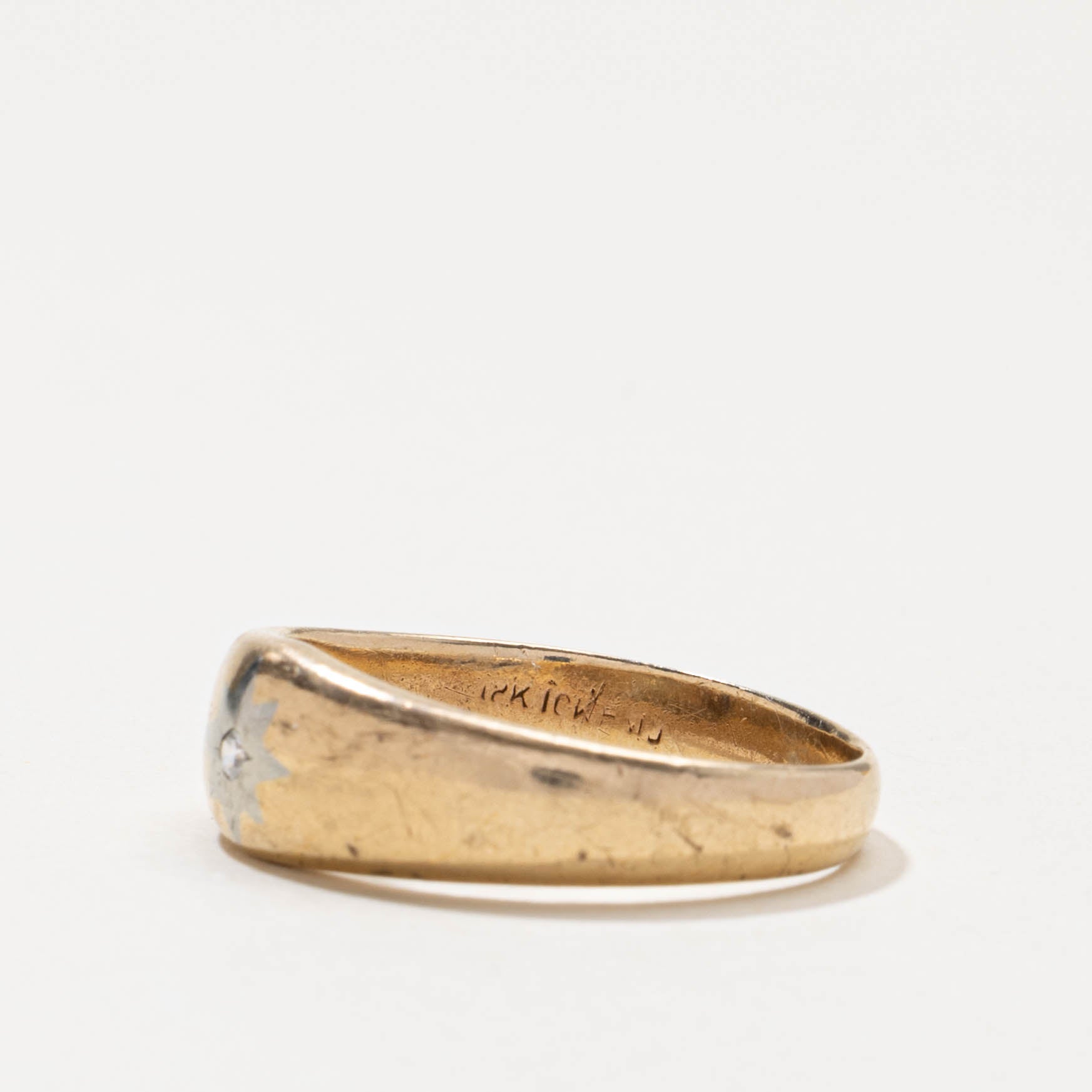 10k Flush Set Diamond Star Low Dome Ring | SZ 8.75