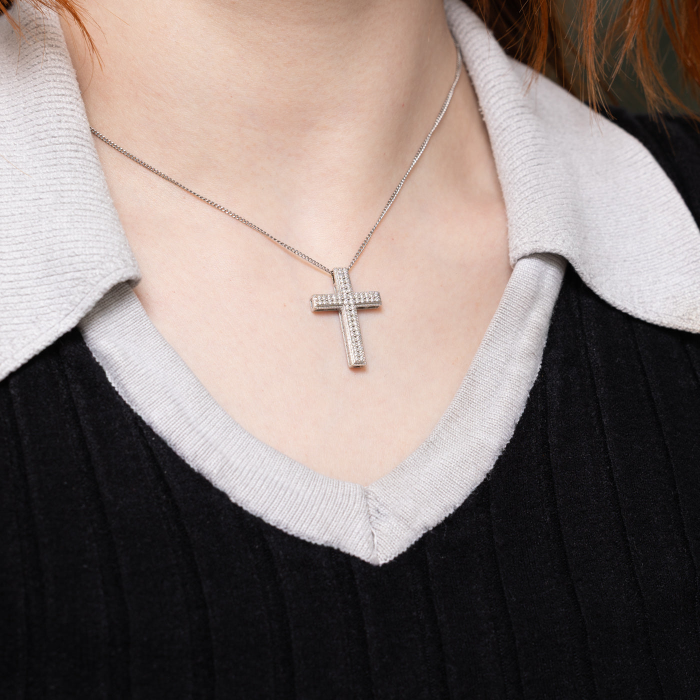 14k Pavé Set Diamond Cross Pendant | 0.20ctw
