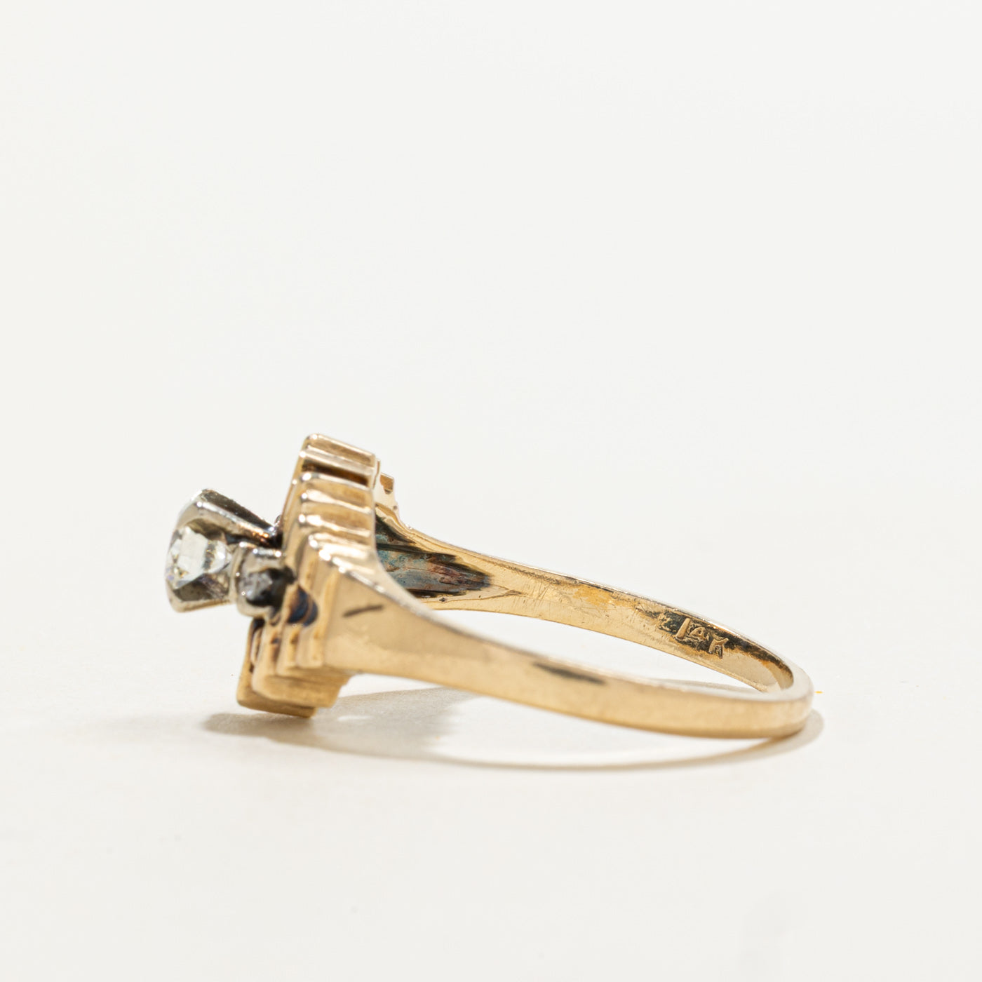 14k Diamond Openwork Grooved Ring | 0.23ctw | SZ 5.75