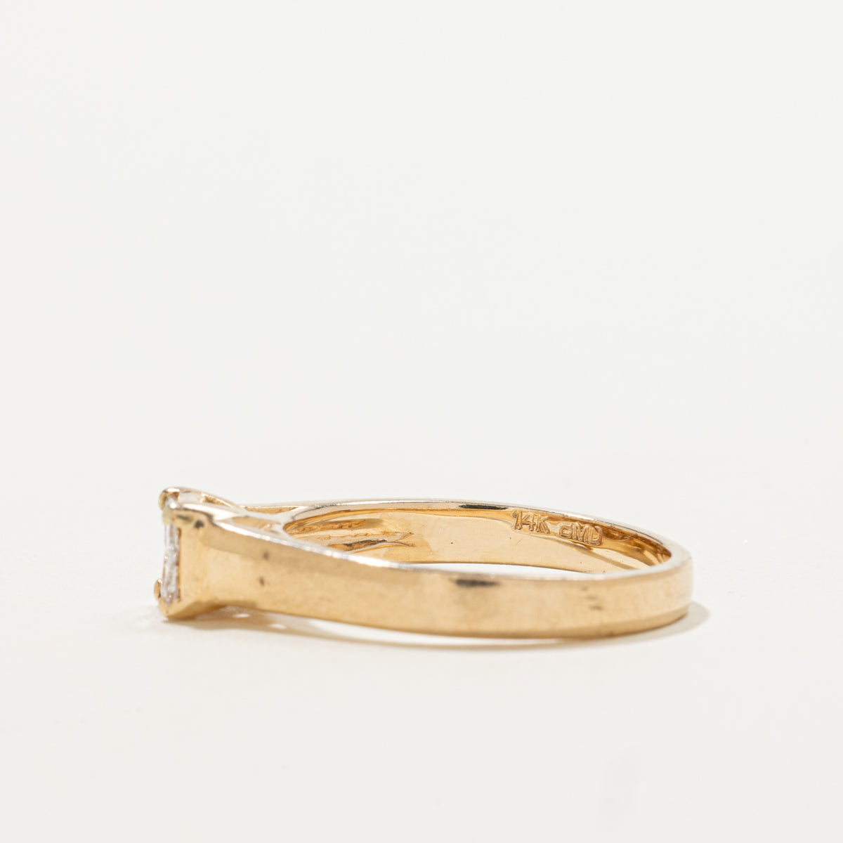 14k Invisible Set Princess Cut Diamond Ring | 0.25ctw | SZ 6.5