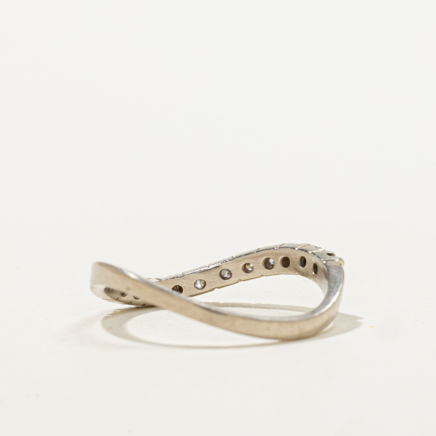14k Semi Eternity Diamond Contour Ring | 0.25ctw | SZ 4.75