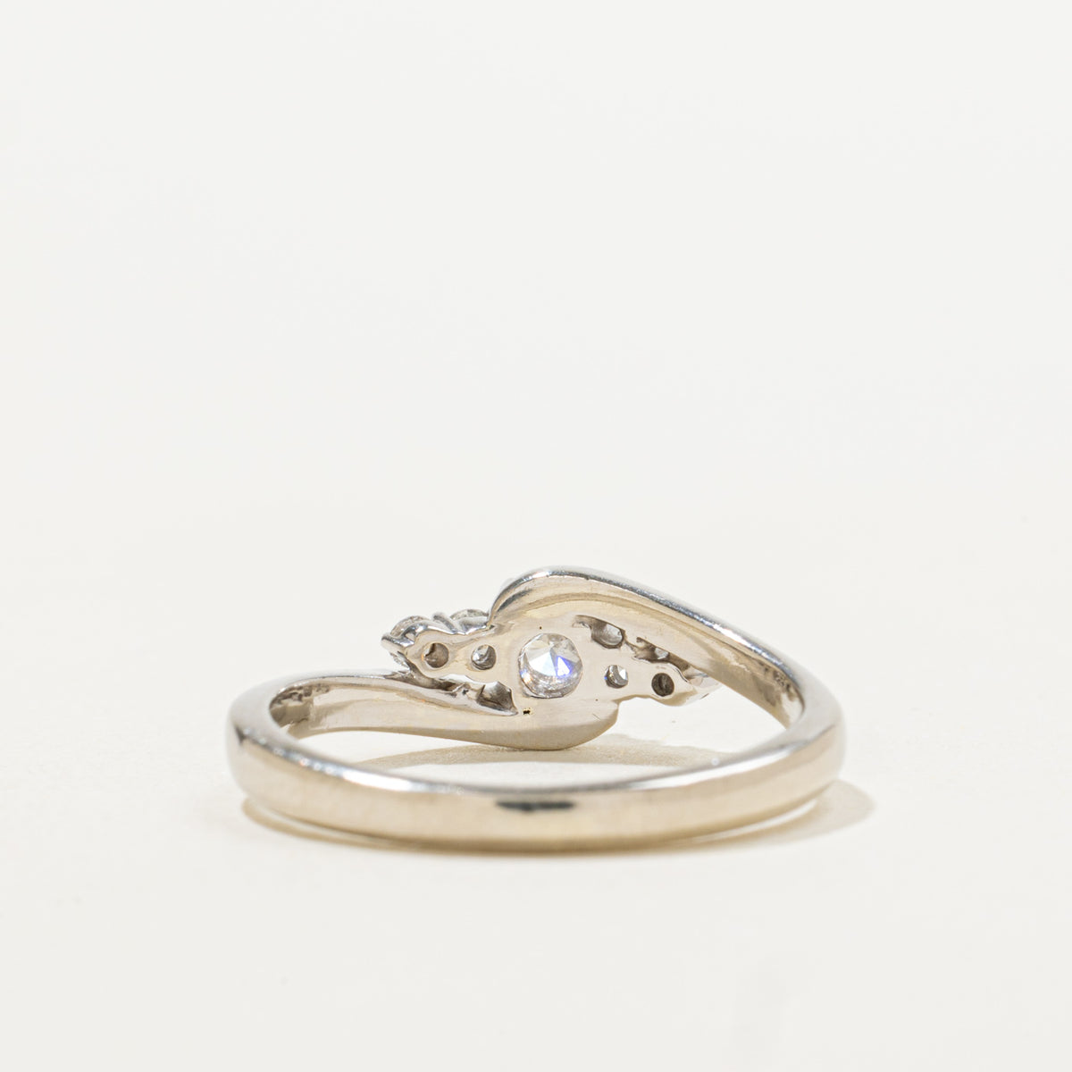 14k White Gold Diamond Accented Bypass Ring | 0.32ctw | SZ 4.75