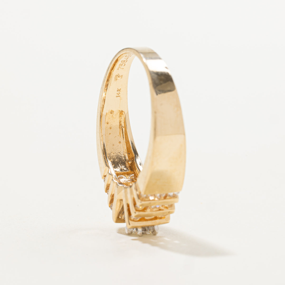 14k Diamond Channel Set Accented Grooved Ring | 0.43ctw | SZ 7
