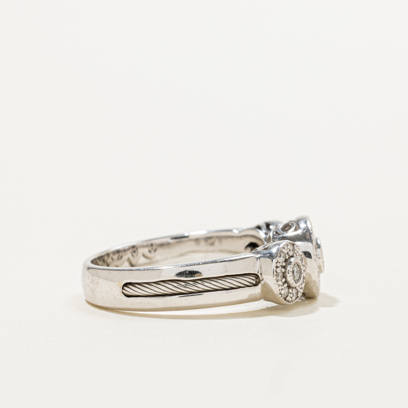 18k Three Stone Diamond Cluster Milgrained Ring | 0.25ctw | SZ 6.5